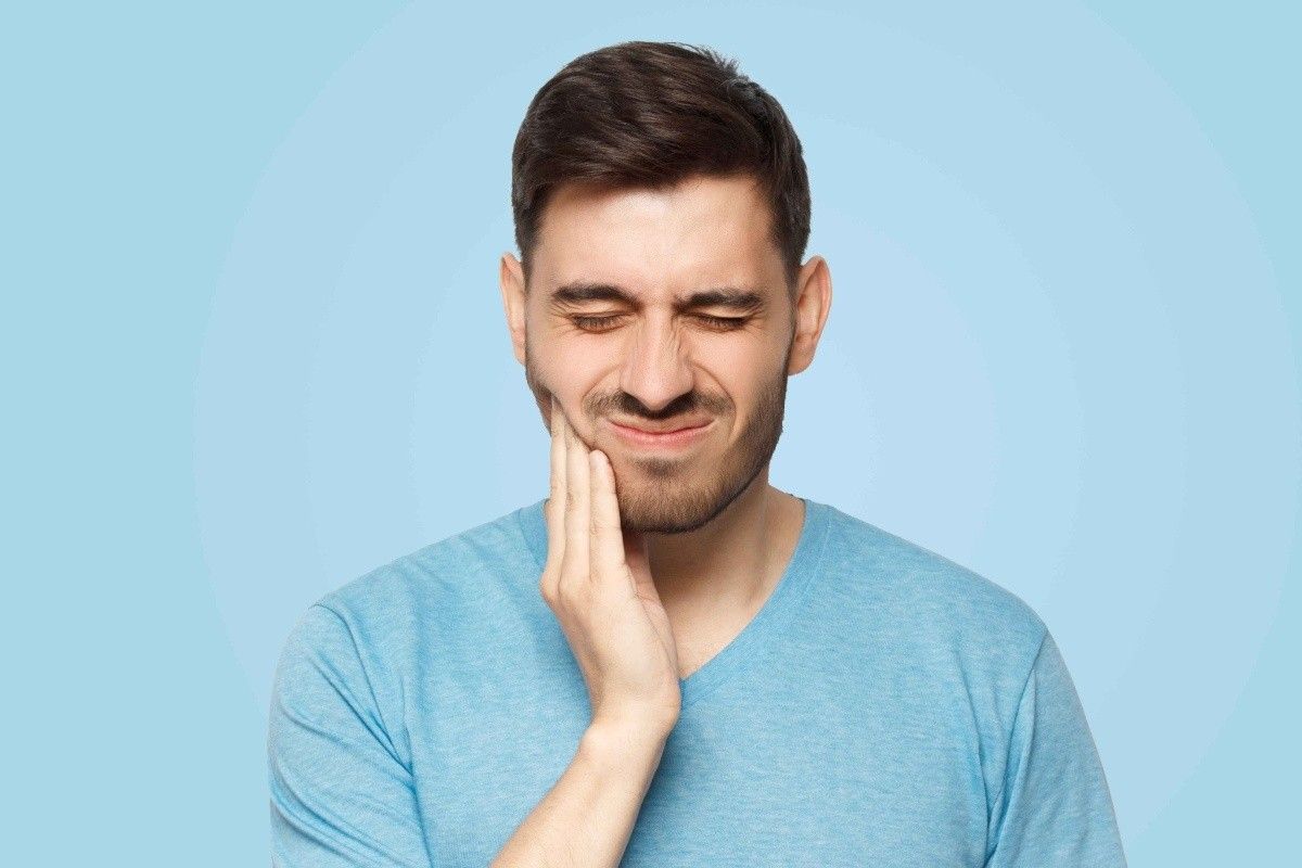 Featured image for “Tooth Pain, Swelling, or Injury: Seeing an emergency dentist ST Clair, ON”